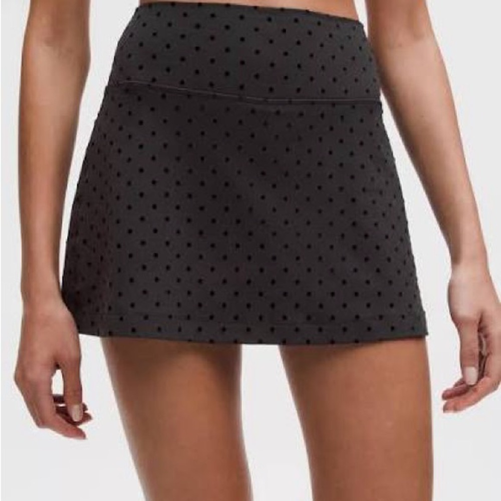Lululemon Align High-Rise Skirt Flocked
Polka Flock Black Size 8 NWT